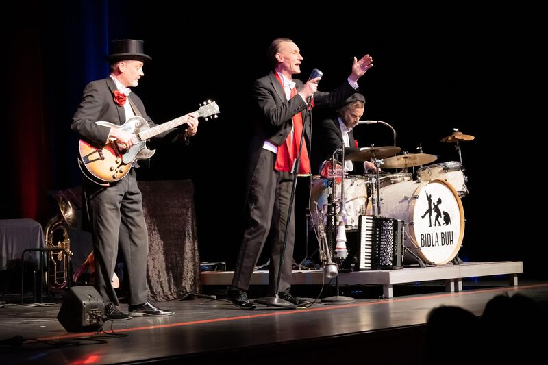 1719 bidla buh c frank konopka 2025