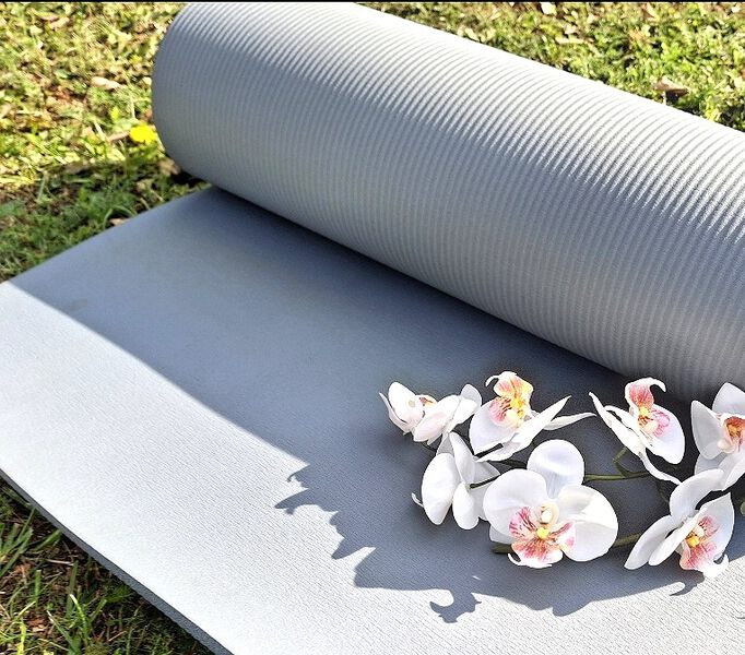 yogamatte mit orchideen edesa